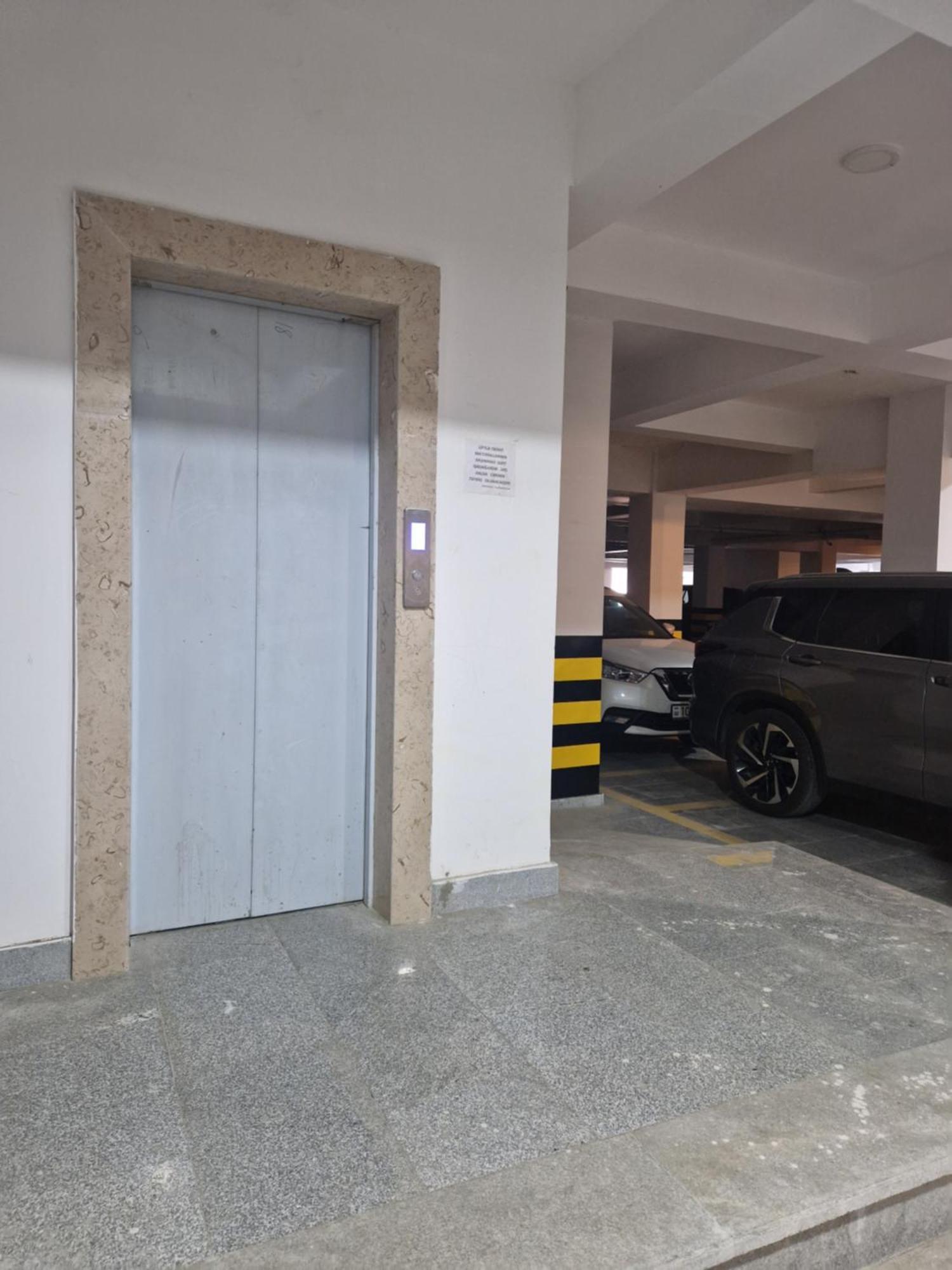 Green City Residence شقة باكو